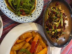 -香巴拉云南餐厅(华莱坞店)