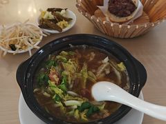 -闫家驴肉老店(华电一校店)