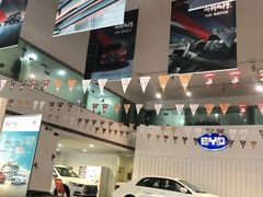 -弘仁宝佳比亚迪4S店(宝山旗舰店)