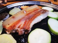 -唯成•韩国炭火烤肉 유성고기