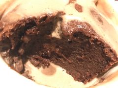 巧克力熔岩蛋糕-圣丰索菲特·法国餐厅