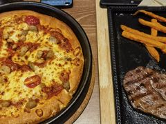 -必胜客(巴沟店)