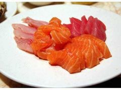 iphone_upload_pic-城市名人酒店喝彩西餐厅(人民南路店)