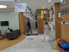 -雅悦齿科(顾村公园店)