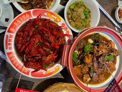 -阿财老铺·老蚌埠龙虾城(华夏总店)