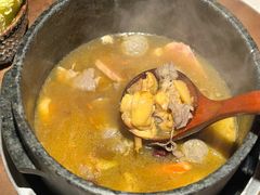 -芸山季·云南山珍菌火锅(人民广场来福士店)