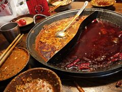 -萍姐火锅·公路夜市(武汉首店)