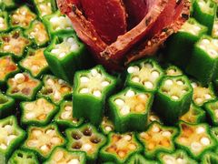 黑椒牛肉拼秋葵-将相和·海鲜蒸饺大连菜