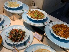 -蓝海国际大饭店·蓝钻自助百汇(兰山店)