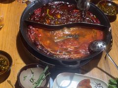 -乖嬢嬢重庆老火锅(南联店)