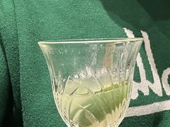 -毛毛虫酒吧