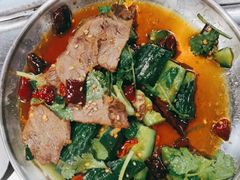 拍黄瓜-马路牙子烧烤音乐酒馆(望京店)