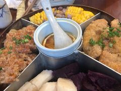 -黄桷树曹家私房菜(江与城店)