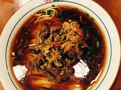 香辣牛肉酱面-刘氏三和面馆