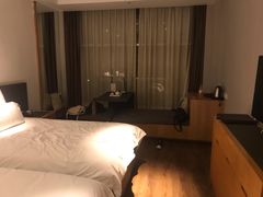 -天港漫非酒店(宁波火车站联丰地铁站店)