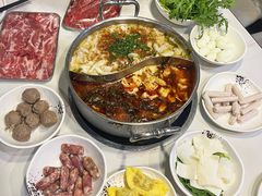 -德林酸菜鱼火锅(南丹店)