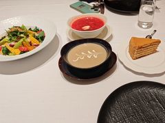 -马克西姆俄罗斯餐厅(通亚街店)