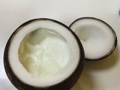 -志龙皇冠吃货椰子铺