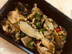 -臻鲜燕海鲜融合餐厅(金陵style店)