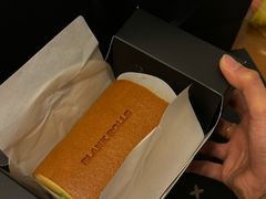 -白蘭BLANK(杭州湖滨银泰in77C区店)