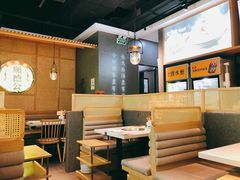 大堂-顺德公广东猪肚鸡·煲仔饭(白石洲店)