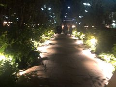 -伦敦比斯特购物村