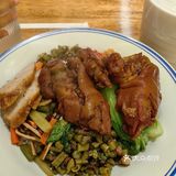 最高级的猪脚猪肘饭