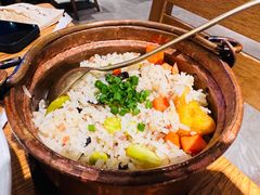 铜锅牛肝菌焖饭-一坐一忘云南菜(嘉里中心店)