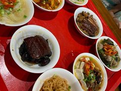 -蓝田九大碗民俗食府(蓝田店)