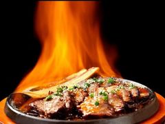 -蜜桃餐厅·伴山(湖滨商业街店)