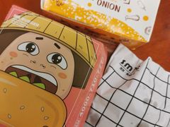 -韦小堡·炸鸡汉堡(中南店)