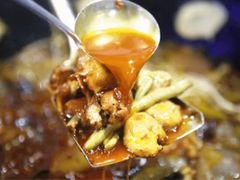 -大锅大灶柴火鸡鱼