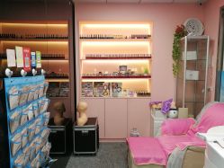 -斐尔国际皮肤管理中心