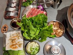 -围炉肉舍•炭烤活鳗•丹东海鲜烤肉(步行街店)