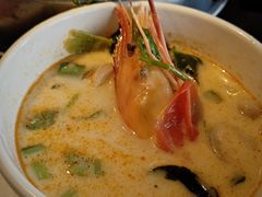 -大头虾越式风味餐厅(光明广场店)