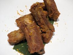 蒜香骨-香樟花园新粤料理(无锡万象城店)