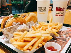 -The Habit Burger Grill 哈比特汉堡(爱琴海店)