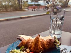 -ommo cafe(半岛城邦店)