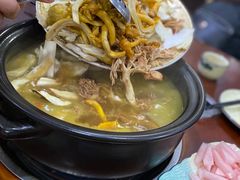 -菌之家·专业纯野生菌火锅·特色炒菌