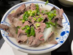-肖四女乐山跷脚牛肉(世博源店)