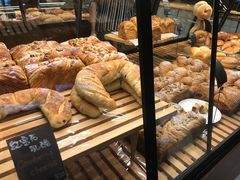 -Dough&Joe团憩(瑞虹天地月亮湾店)