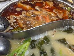 -肖肖酸萝卜鱼火锅(总店)