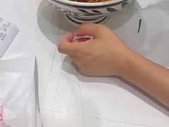 -阿瓦山寨·湘菜现炒·剁椒鱼头王(咸阳总店)