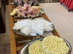 -老石黑山羊毛驴肉火锅(金凯广场店)