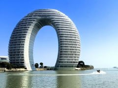 -湖州太湖旅游度假区-月亮广场