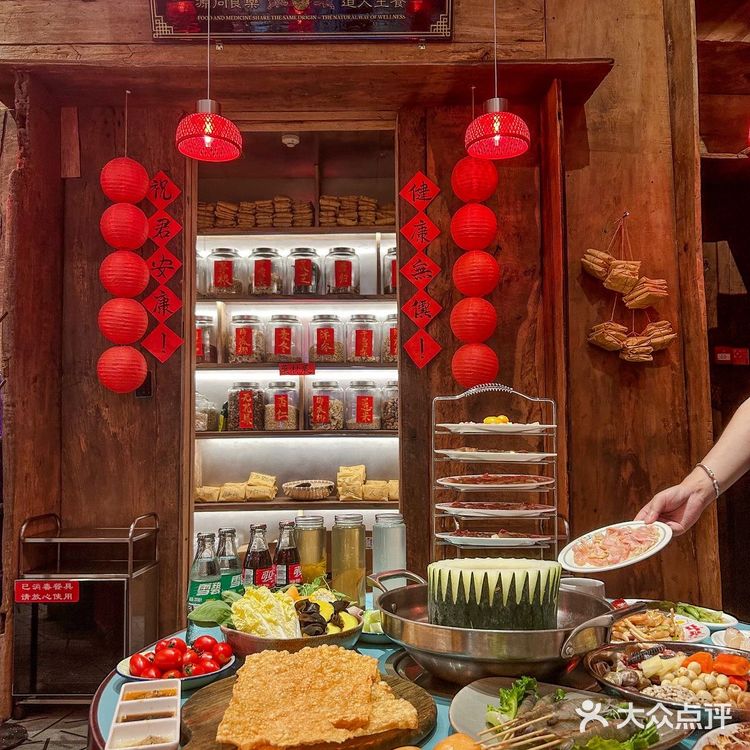 一周刷几次‼️黄龙洞地铁口的露营鸡煲原地封神