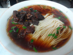 红烧牛肉面-牛味十足传统美食(凤凰西街店)