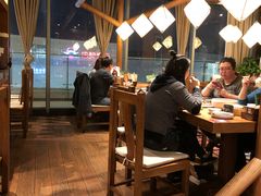 大堂-云海肴·汽锅鸡·云南菜(天山百盛优客店)