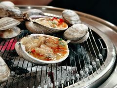 -围炉肉舍•炭烤活鳗•丹东海鲜烤肉(步行街店)