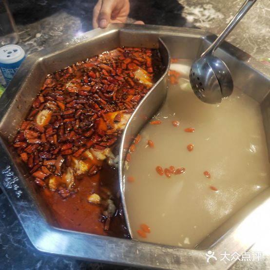 大碗红鱼蛙牛肉烤鸭餐厅自助(省府路店)